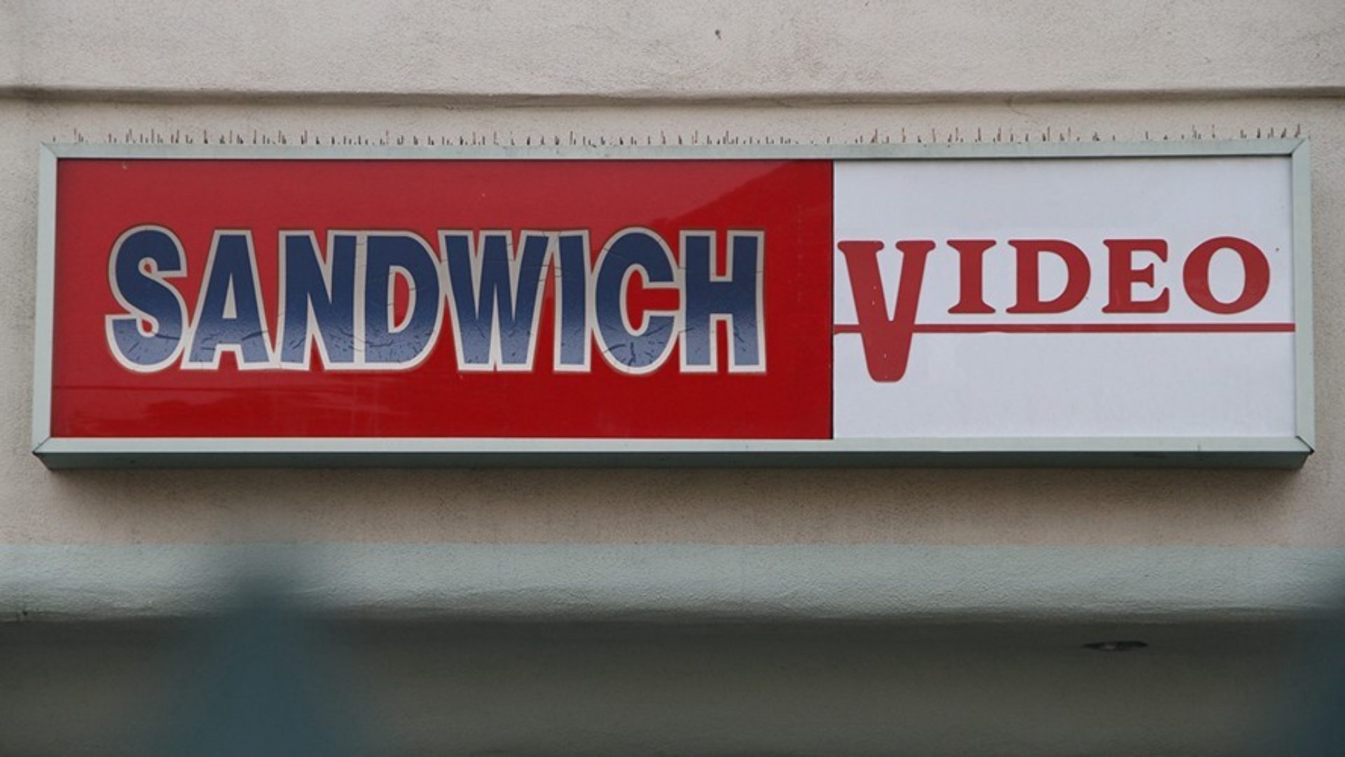 Sandwich signage